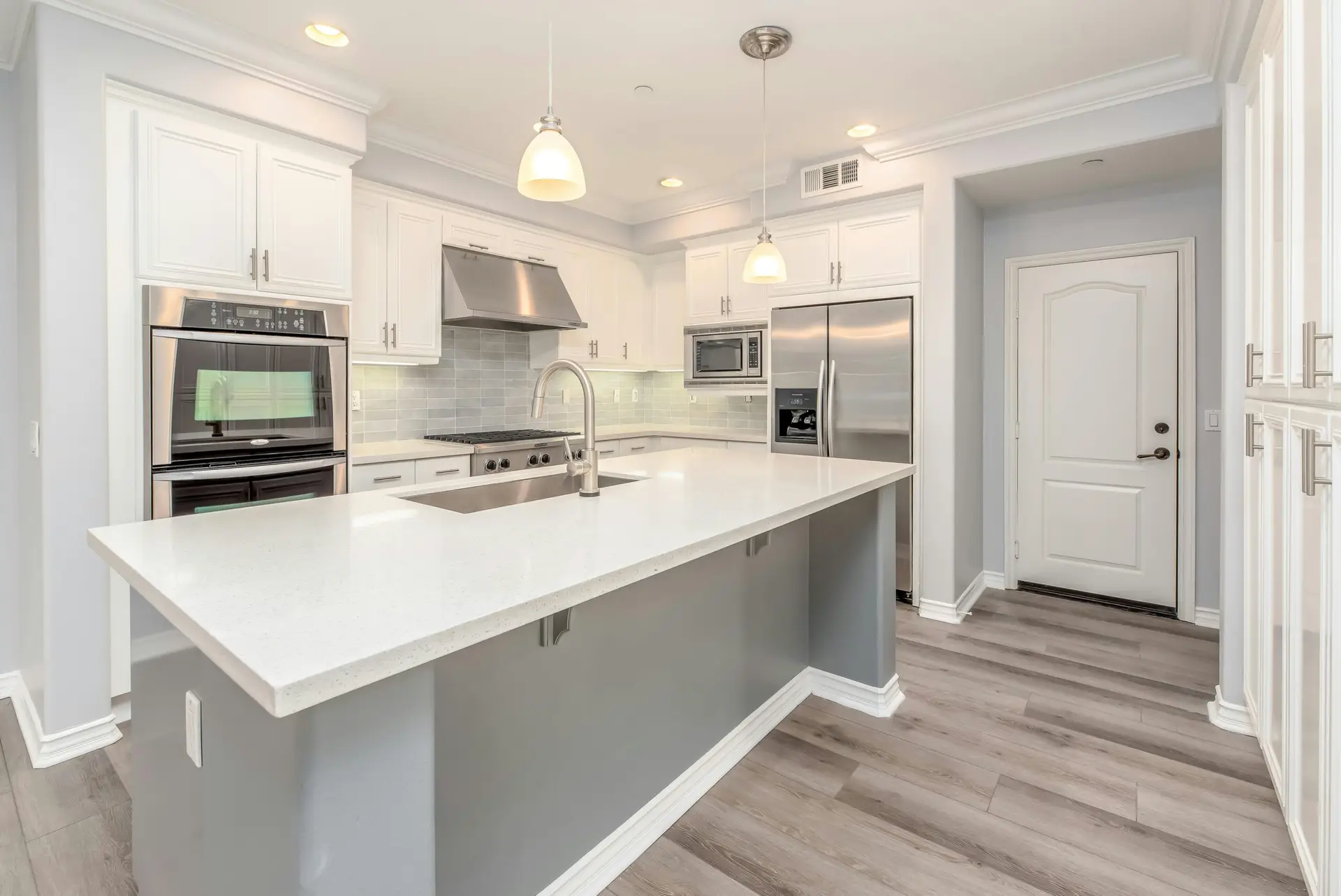Matte Finishes Kitchens